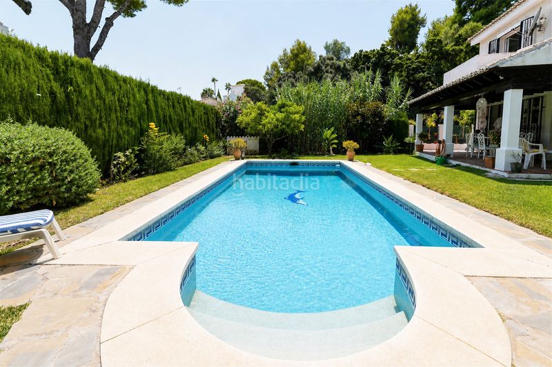 Foto f3a46b66-1953-4e7d-ab4e-459946d65643. Chalet in avenida cortijo de Calahonda 34 in Calahonda Mijas