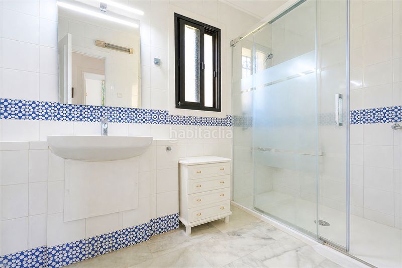 Foto fa9fe191-b0b9-4cf0-aacb-2b08aa40cedb. Chalet in avenida cortijo de Calahonda 34 in Calahonda Mijas