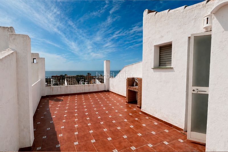 Foto bd04888e-6b7a-46e7-97df-41b0b5160c85. Casa adossada a calle frankfurt 16 a Costabella Marbella
