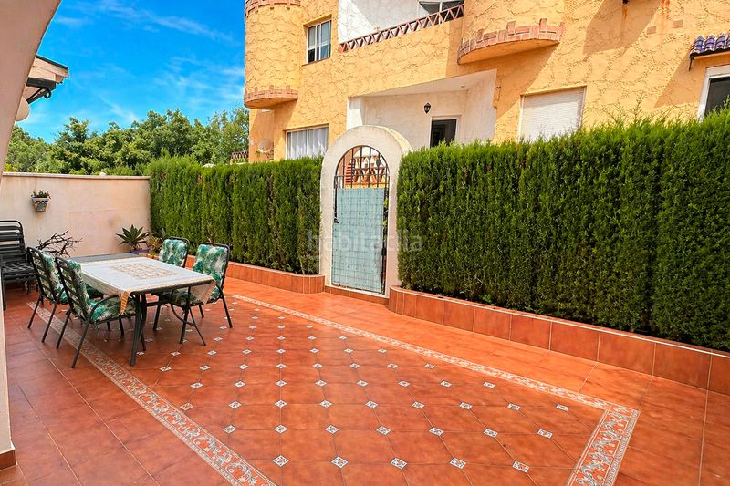 Foto e231c71a-da03-46bd-8eb7-5f7ead256a9d. Casa adossada a calle frankfurt 16 a Costabella Marbella