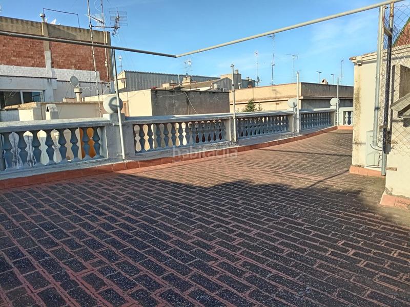 Foto b8c4272c-fb05-442b-a5b6-505e0fb5be98. Edifici a Centre Figueres