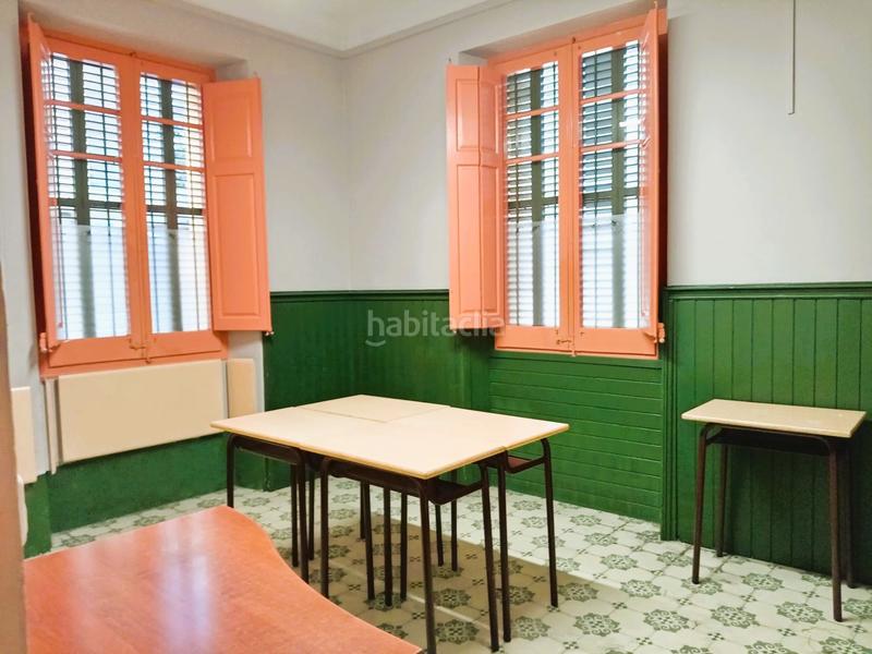 Foto cd0e4ee7-bb06-43a6-9932-eb977368ad7d. Edifici a Centre Figueres