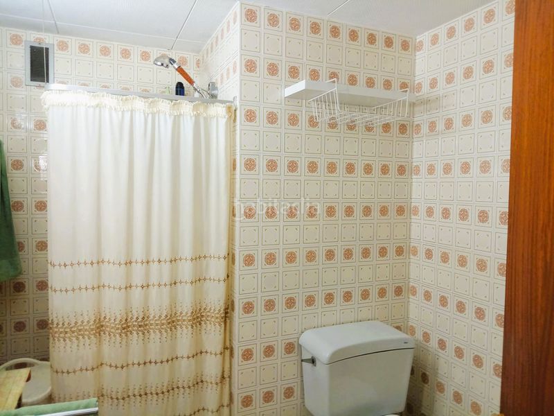Foto 4f1d875a-5f25-4ecd-b2df-394ec8a40c90. Piso en Eixample-Horta Capallera Figueres