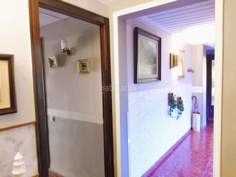 Foto 6a449d1a-cc3d-4461-9afc-e3333a3d7d69. Piso en Eixample-Horta Capallera Figueres