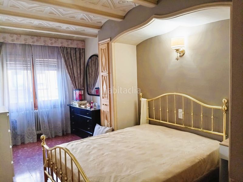 Foto b87b94eb-fa57-448b-9b64-672ba40622a3. Piso en Eixample-Horta Capallera Figueres