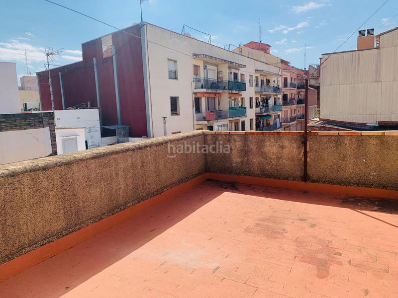 Foto 433abfe4-b859-4988-b019-3b1915c0201b. Edificio in Centre Figueres