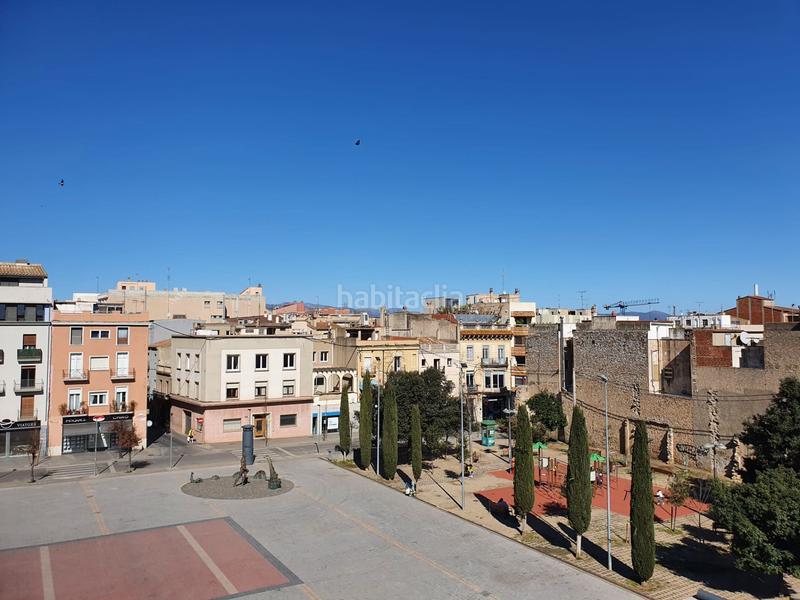 Foto 2088cd85-50d3-4cec-9407-054ce7fbd156. Edificio in Centre Figueres