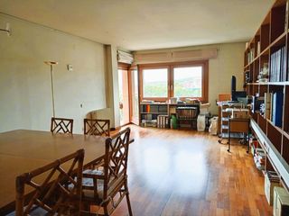 Pis  Pujada del castell. Piso c�ntrico con vistas y garaje en figueres