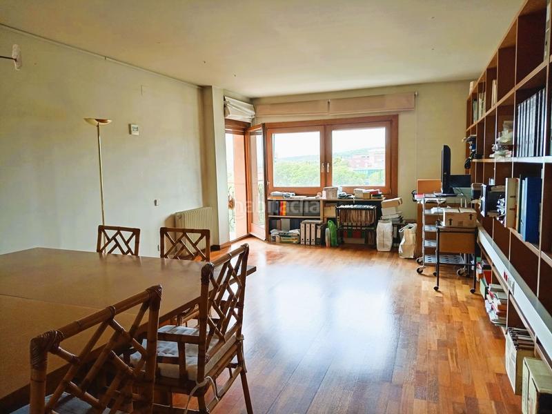 Foto c11ac243-f674-4cd5-ac00-d87013335ec3. Piso  céntrico con vistas y garaje en Eixample-Horta Capallera Figueres