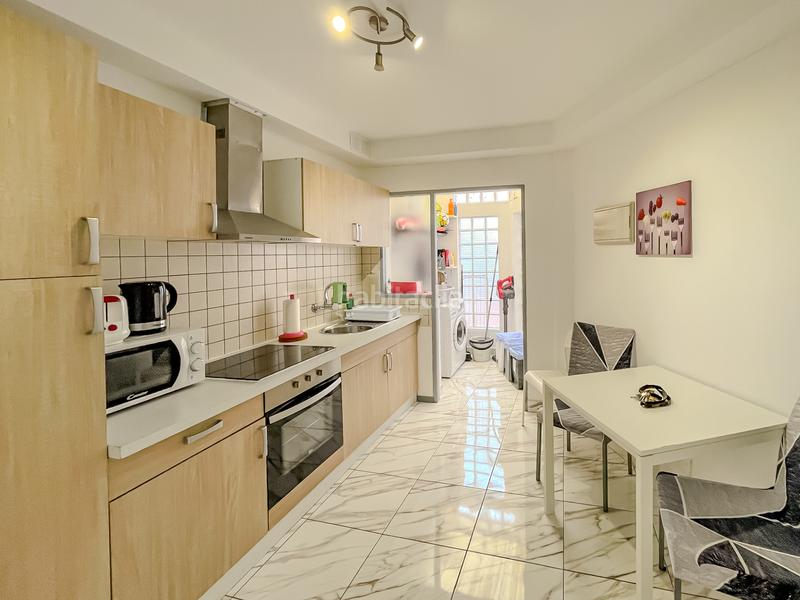 Foto 5d3e0b38-1ebb-4836-8286-a815f876c914. Dúplex duplex adosado centro Corralejo en Corralejo Oliva (La)
