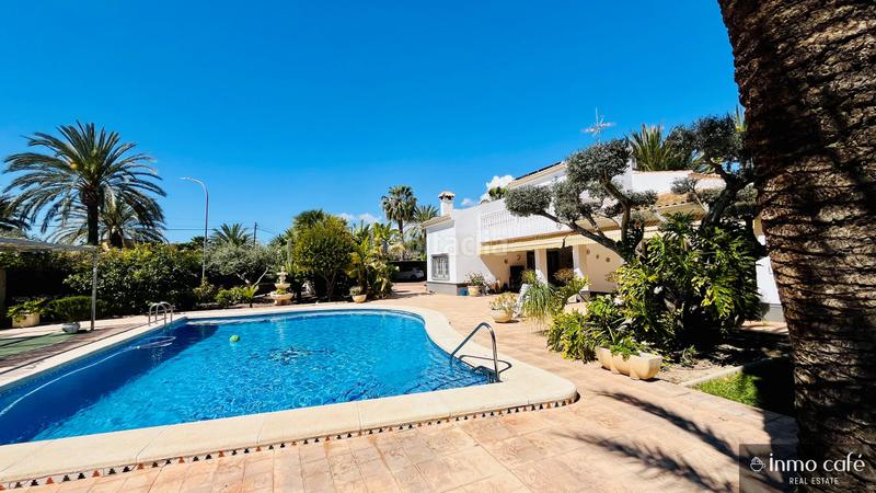Foto 129f9f0e-b6b4-4bec-afdf-f153b4df62b0. Chalet con piscina in Valverde Elche / Elx