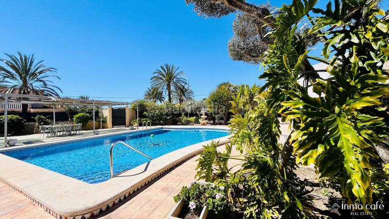 Foto ac4910b1-bd73-417e-a17c-41a24c82cc15. Chalet con piscina in Valverde Elche / Elx