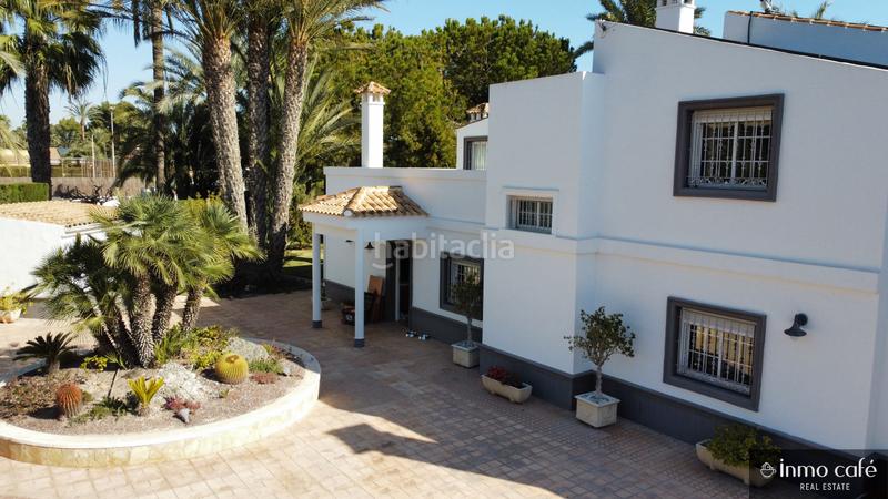 Foto d777749e-c68a-49ee-a351-40f8a5f21a5f. Chalet con piscina in Valverde Elche / Elx