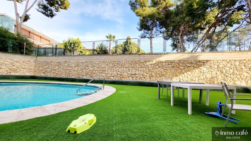 Foto eb69ff3f-f3a0-4a1f-b4c1-f4effc91610c. Appartement avec piscine dans Goteta Alicante