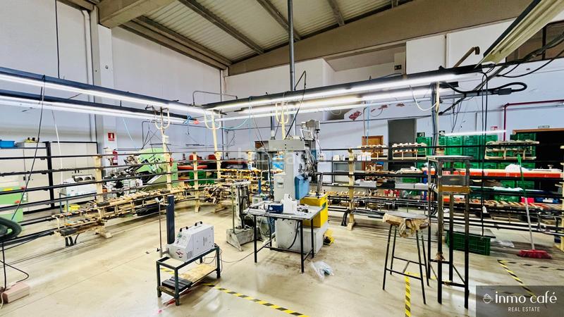 Foto 3413e2f7-8875-4617-bd7c-23738581032a. Capannone industriale in Monòver