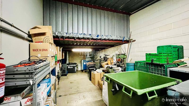 Foto 78184759-3764-4535-89d8-690593fdf2a6. Capannone industriale in Monòver