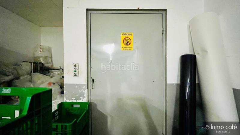 Foto e61d673d-02d5-44f9-95e8-e6b81dbaa18d. Nau industrial a Monòver