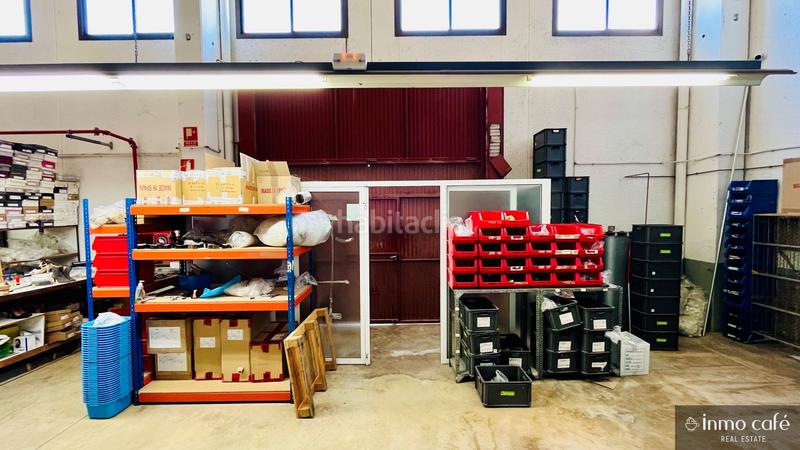 Foto f747af96-a51b-4bf5-a339-2702a06590d3. Nau industrial a Monòver