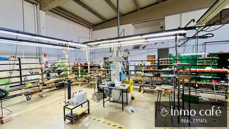 Foto 0be1dfc8-bd6e-40cd-81a2-0306265dd90b. Nave industrial en Monòver