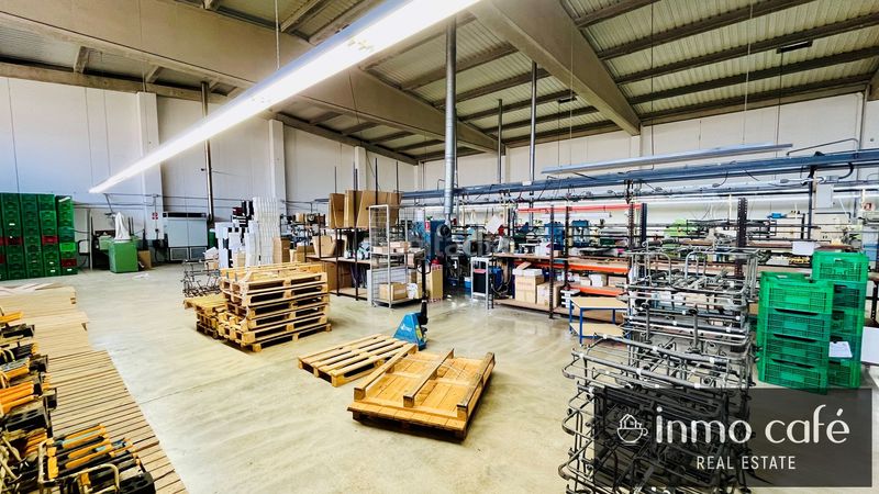 Foto 97b7b442-a8d7-4b7b-9d23-312a9c282006. Nave industrial en Monòver