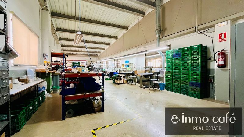 Foto cc83b09f-02ee-4be6-a1c0-4281b8458e00. Nave industrial en Monòver