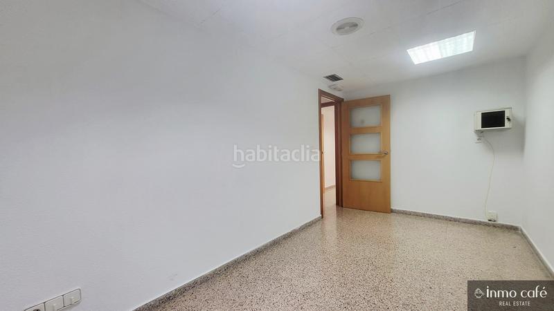 Foto 54b4a76f-5a06-44d3-8730-10b1a55b3899. Bureau dans Santo Domingo Alicante