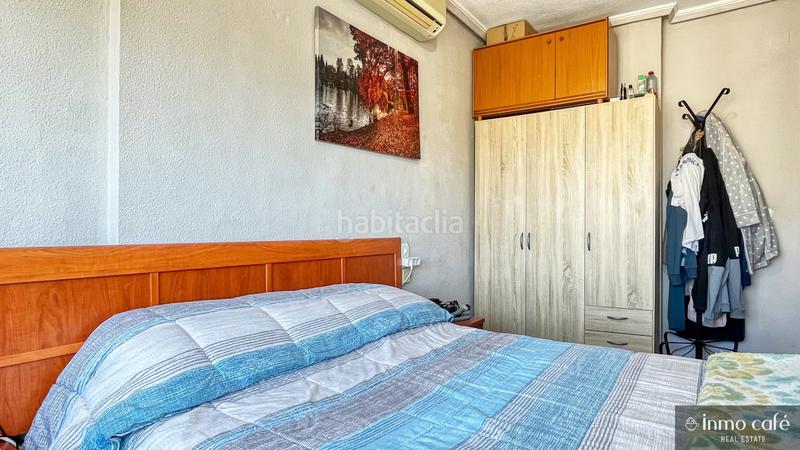 Foto 13f4c784-8dfb-45a1-94f1-46c5a97bc456. Piso  luminoso con balcón en 7 planta con vistas despejadas, en el centro , con 4 habitaciones y balcón en Canals