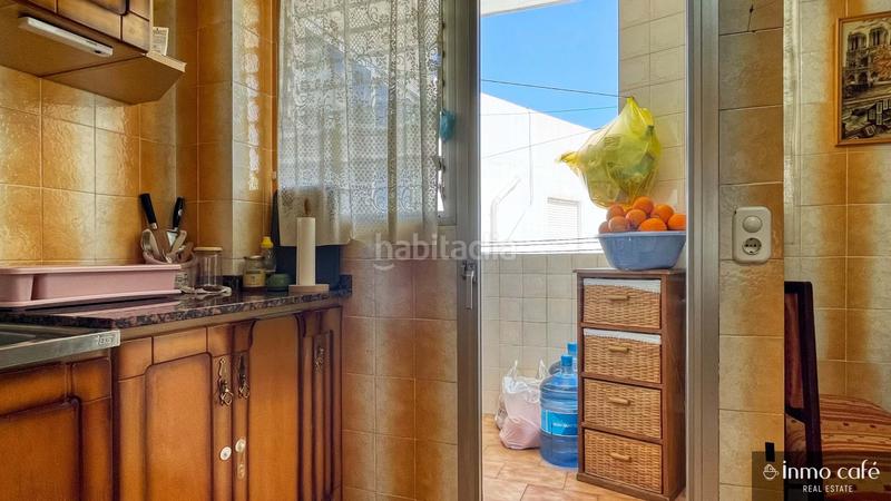 Foto 995c4135-d722-42ae-b81c-ea45ba35f253. Piso  luminoso con balcón en 7 planta con vistas despejadas, en el centro , con 4 habitaciones y balcón en Canals