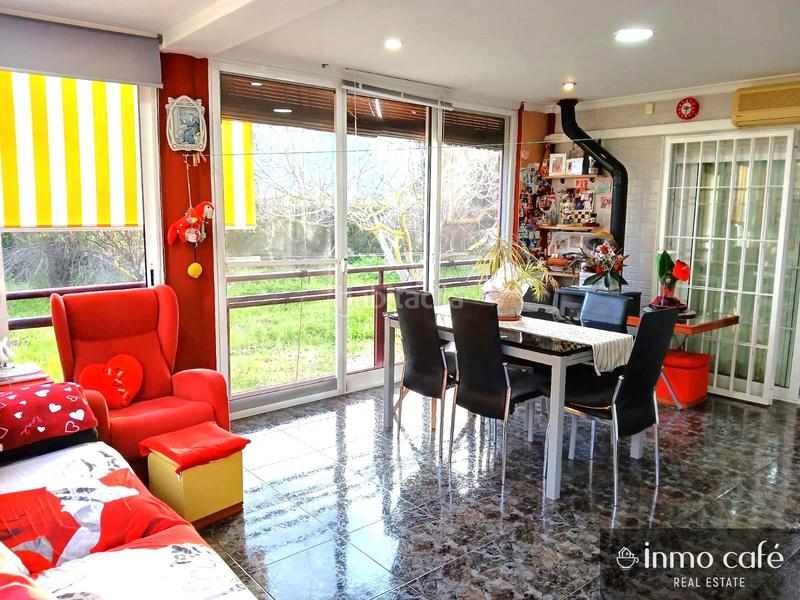 Foto 3888be83-a06d-4874-b23f-ac7cbf08cfd9. Casa en Poblets (els)