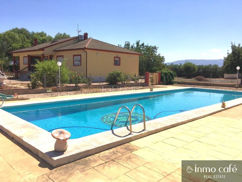 Foto 765d9856-08a9-40ec-9c52-d3ab52c9134e. Casa en Poblets (els)