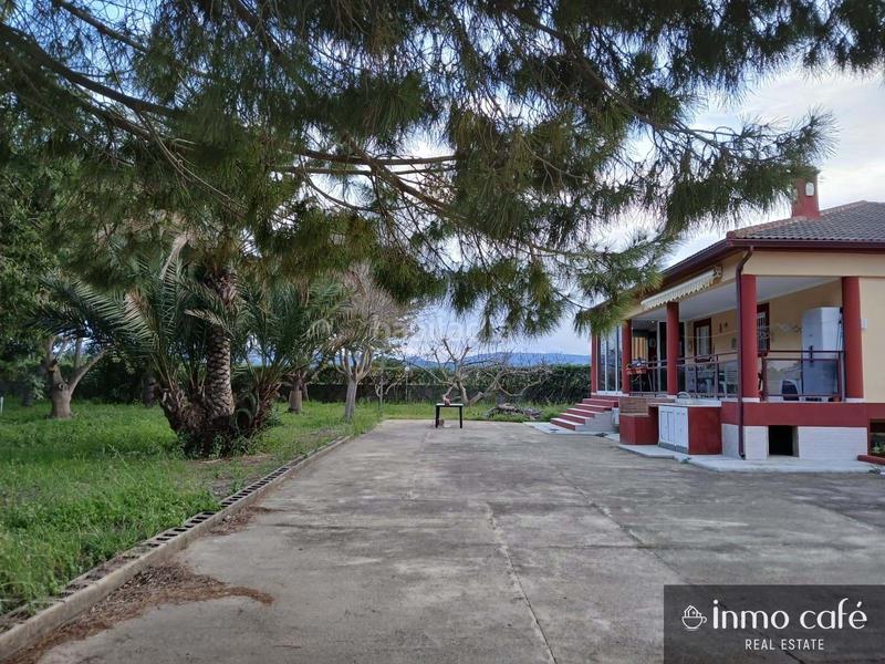 Foto 7c5dd46d-490c-4a92-9604-a6eaf3ca1685. Casa en Poblets (els)