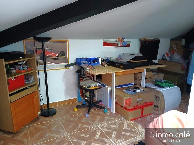 Foto a780cbd6-1284-443e-8685-dc3b5e41345f. Casa en Poblets (els)