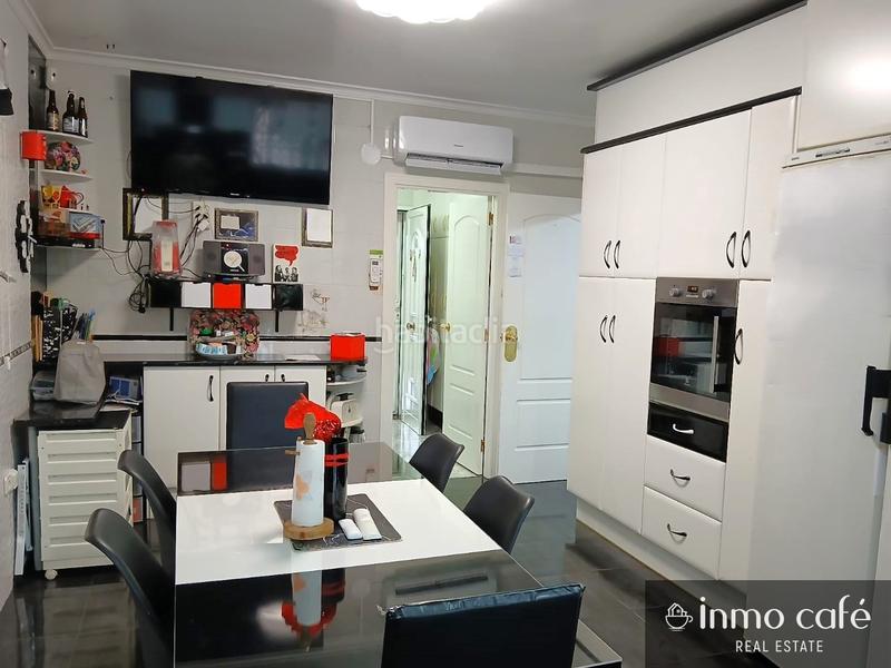 Foto dbbb4369-d75c-4102-a14b-445f5cf3fb01. Casa en Poblets (els)