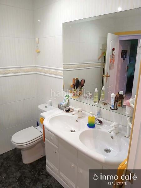 Foto e36351f9-bee4-4c46-ab6e-2fefdd4f1f8c. Casa en Poblets (els)