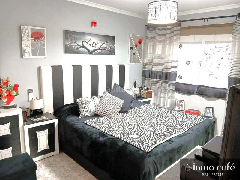 Foto f28a1ddb-d20f-4138-9206-529e4e7dd04f. Casa en Poblets (els)