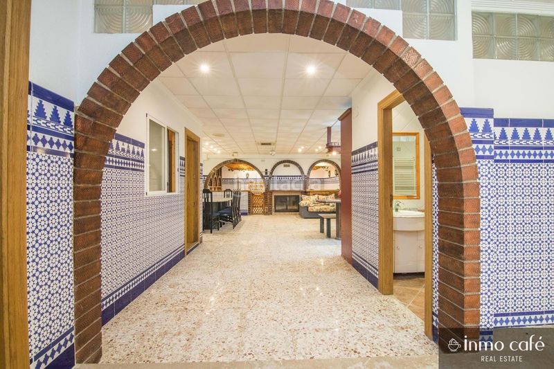 Foto d871985f-3b97-49ea-a5e2-359b9a910ae2. Casa amb calefacció aparcament piscina a Peña de las Águilas Elche / Elx