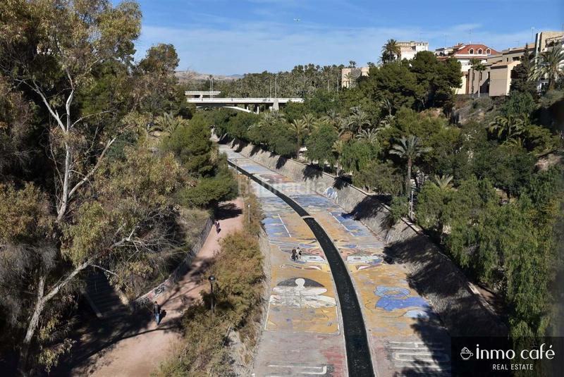 Foto 129bedb0-f237-47a3-aea4-ff3ee7245100. Etagenwohnung mit heizung in Centro Elche / Elx