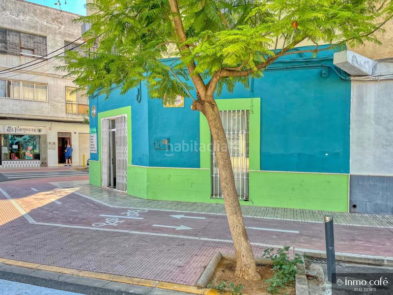 Foto 8d20bd08-bac7-4746-864c-1aba32f9ef6f. Traspàs local comercial a Canals