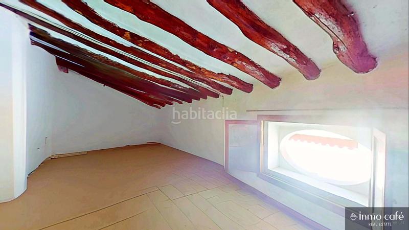 Foto 1877a7b3-84d4-4ff6-9f75-56f04d3b86e2. Casa adossada a El Rabal Villena