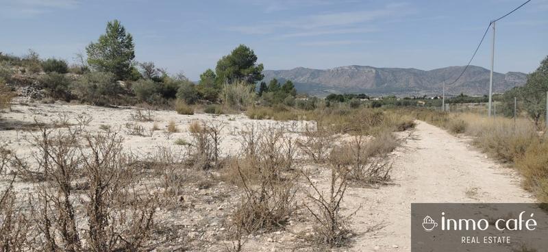 Foto 6ff6228d-3f3b-4e4a-bbf3-20bc1f959d76. Terreno residencial en Salinas