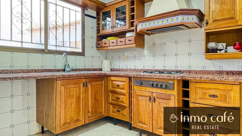 Foto f634f056-ff19-4777-b69e-42e7397335eb. Casa adosada en Canals