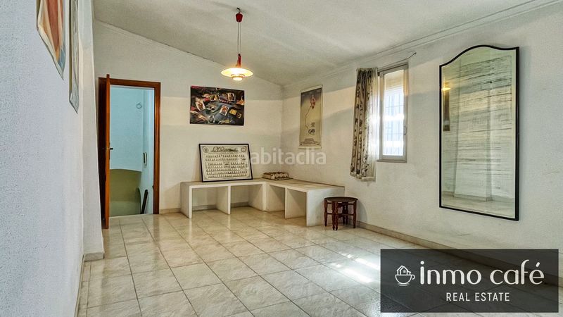 Foto 4dadd5d0-5ca0-4948-aa9e-ae6e7568de10. Casa adossada a Canals