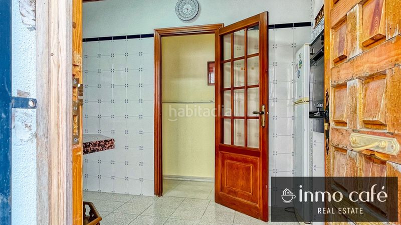 Foto d9b5b67c-b0a6-4996-944b-8d115b216c9a. Casa adossada a Canals