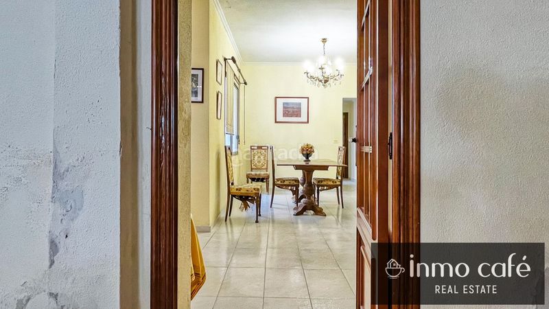 Foto dfc00104-c867-44a1-b54a-1990ee799e2d. Casa adossada a Canals