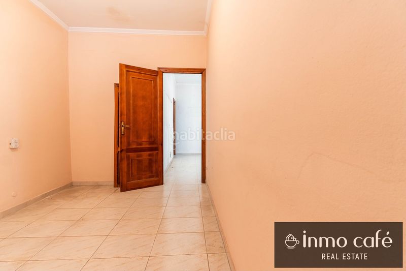 Foto f4bd7599-9d4b-4002-a7fc-73b88479d14e. Casa adossada a Canals