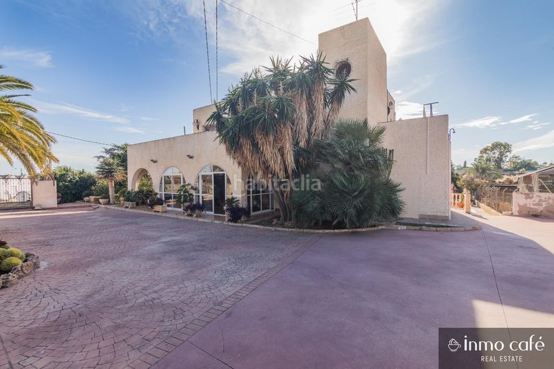 Foto fa5b7441-ea2e-4657-8983-117813bc0157. Chalet en Peña de las Águilas Elche / Elx