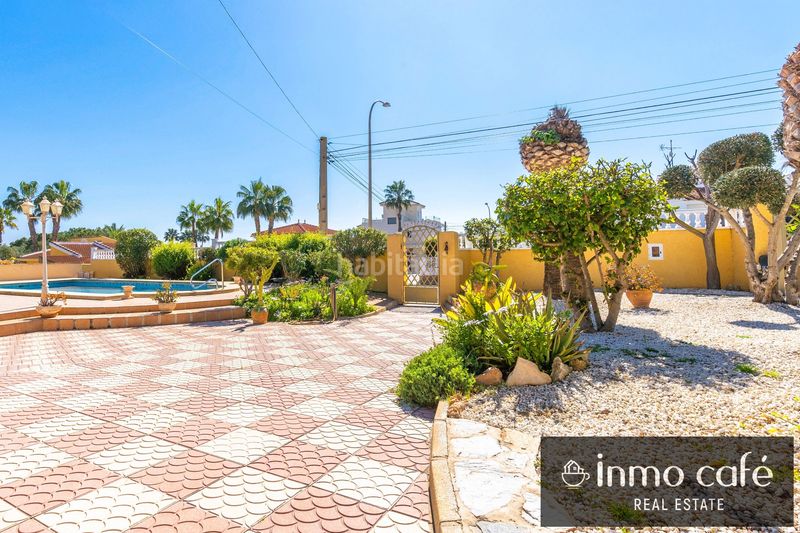 Foto 15d86ef8-3fb7-45d6-8aa0-e2a0fd191977. Casa en Centro de la Ciudad Quesada Rojales