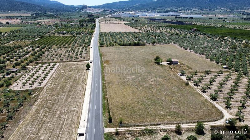 Foto a532afbb-dafa-46ae-a786-826b10c264ec. Finca rústica a Biar