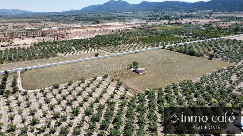 Foto bc7b51bf-3301-4f9c-8c59-1d7e6160d5f1. Finca rústica a Biar