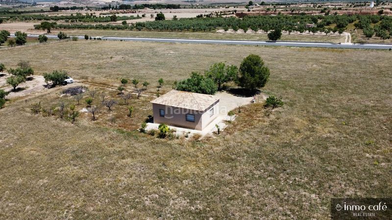Foto c1964840-dabc-4e1c-baa9-d648691d9670. Finca rústica a Biar